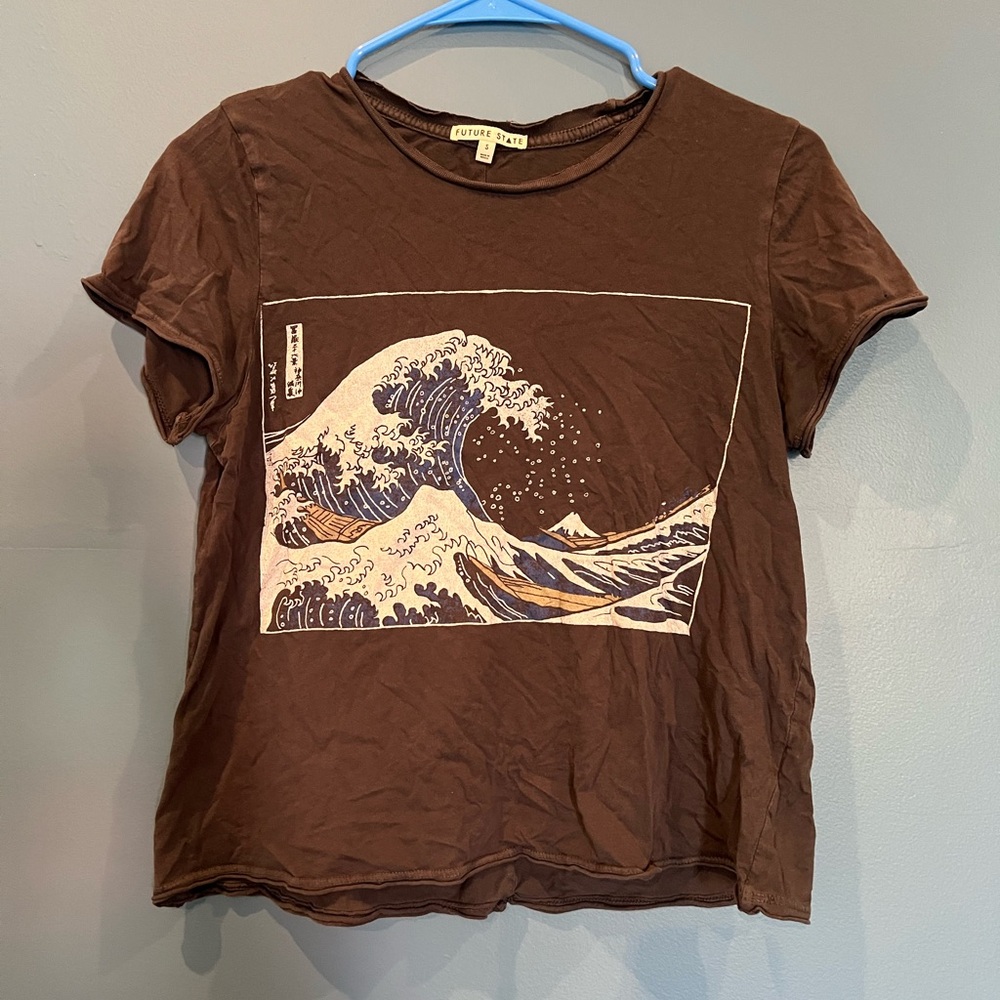 Grey ‘wave’ tshirt